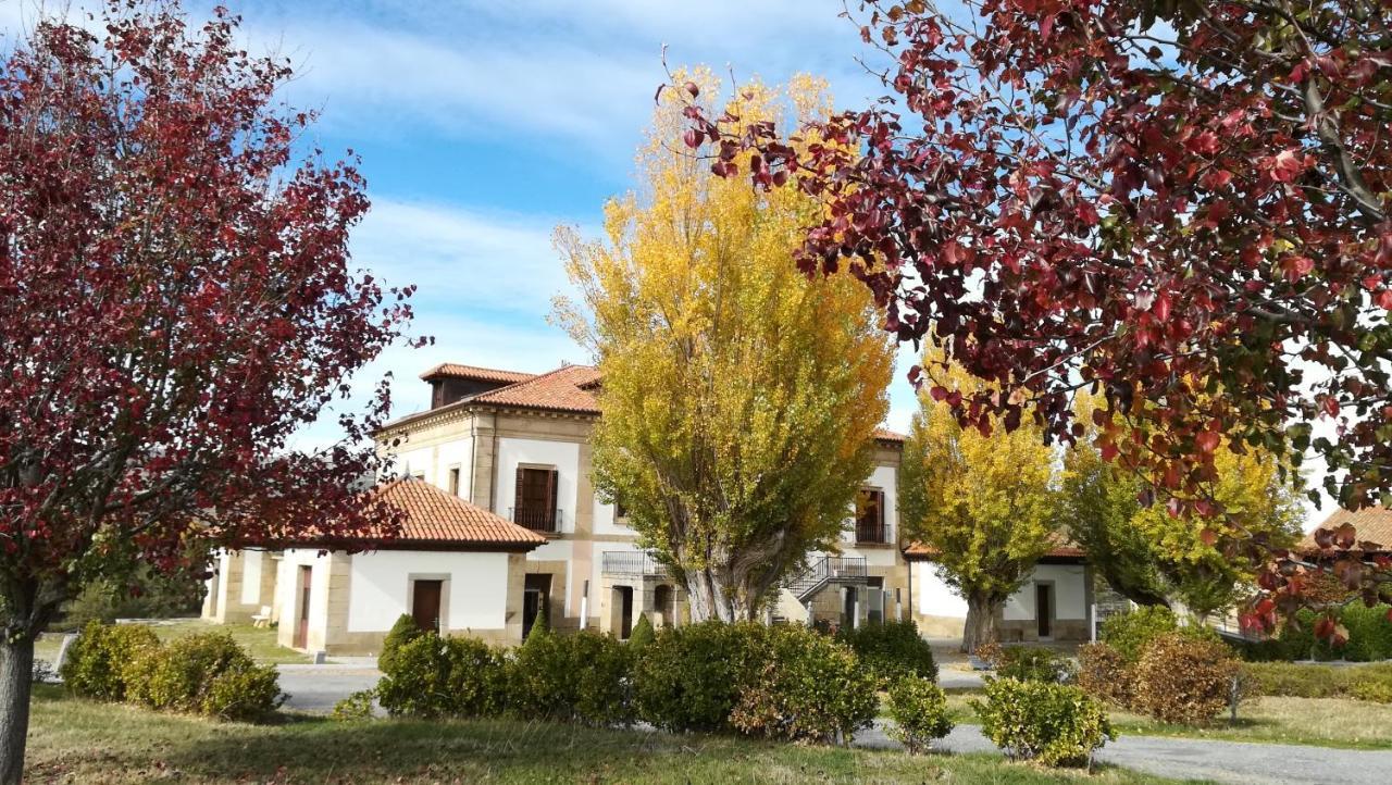 Izan Puerta De Gredos Ξενοδοχείο El Barco de Ávila Εξωτερικό φωτογραφία